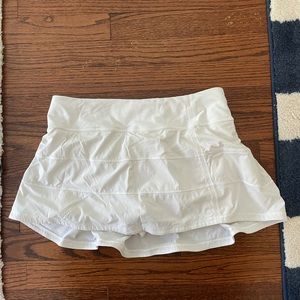 pace rival mid-rise lulu lemon skirt